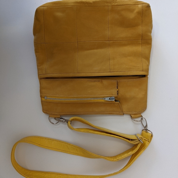 Yellow handmade leather bag - Picture 5 of 6
